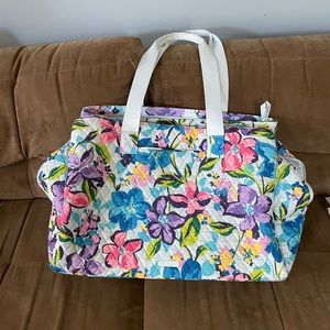 NWOT Vera Bradley Triple Compartment Tote Travel Baby Bag Floral Print